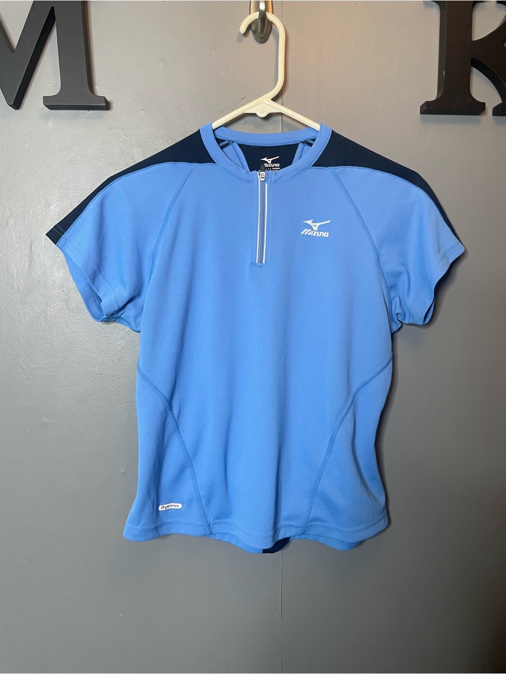Mizuno Women's DryLite 1/4 Zip Performance Shirt Small Blue